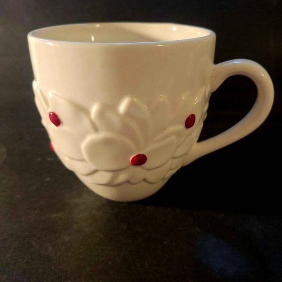 Starbucks 2004 LE Holiday Mug, An Embossed White Holly And Red Berry Design - Picture 3 of 7